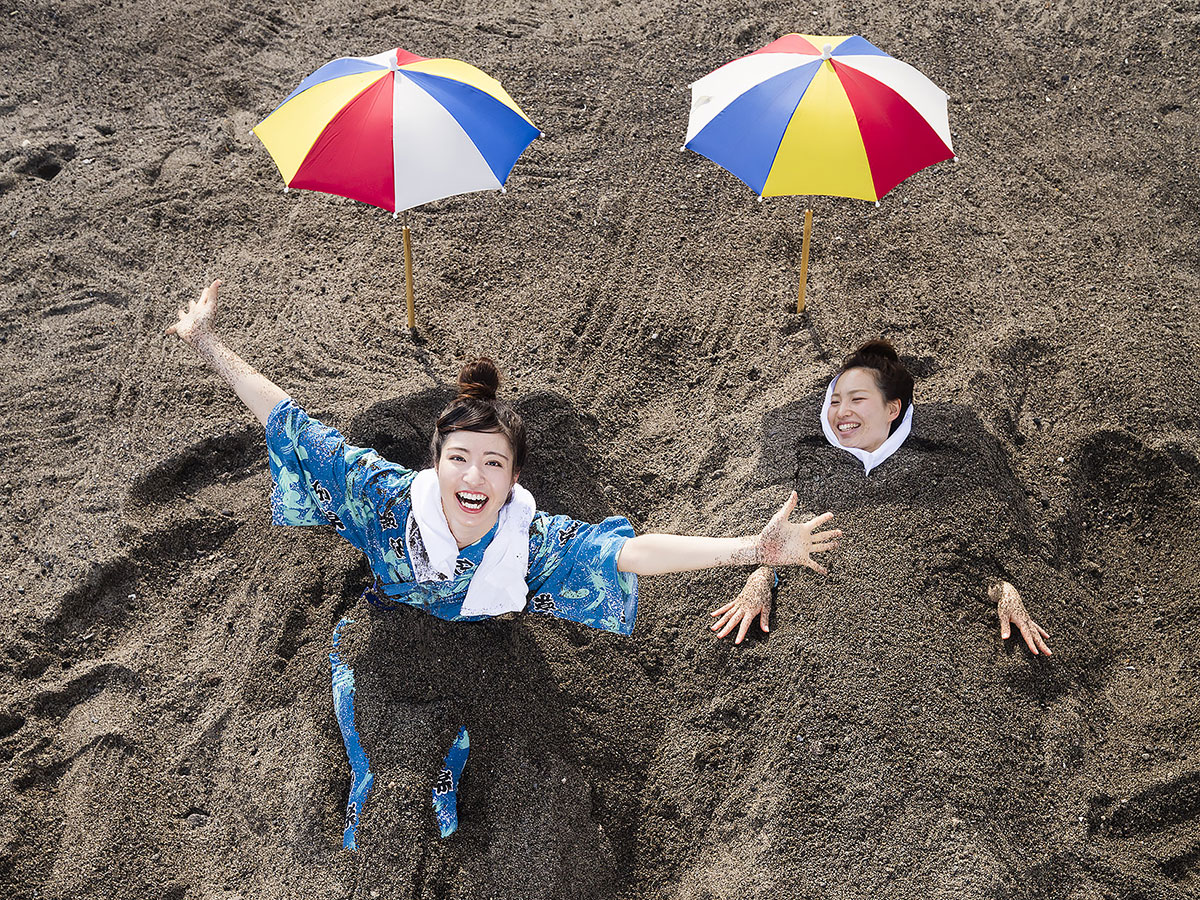 Sunamushi Onsen Saraku