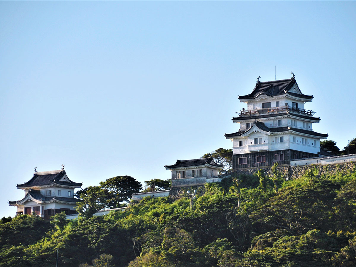 Hirado Castle 